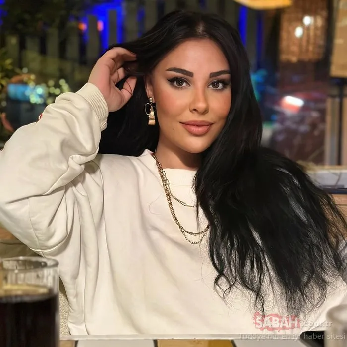 3. kez anne olmanın heyecanını yaşamıştı! Tuğçe Tayfur minik kızı Necla Hira’nın 3 aylık olduğunu bakın hangi kareyle duyurdu...