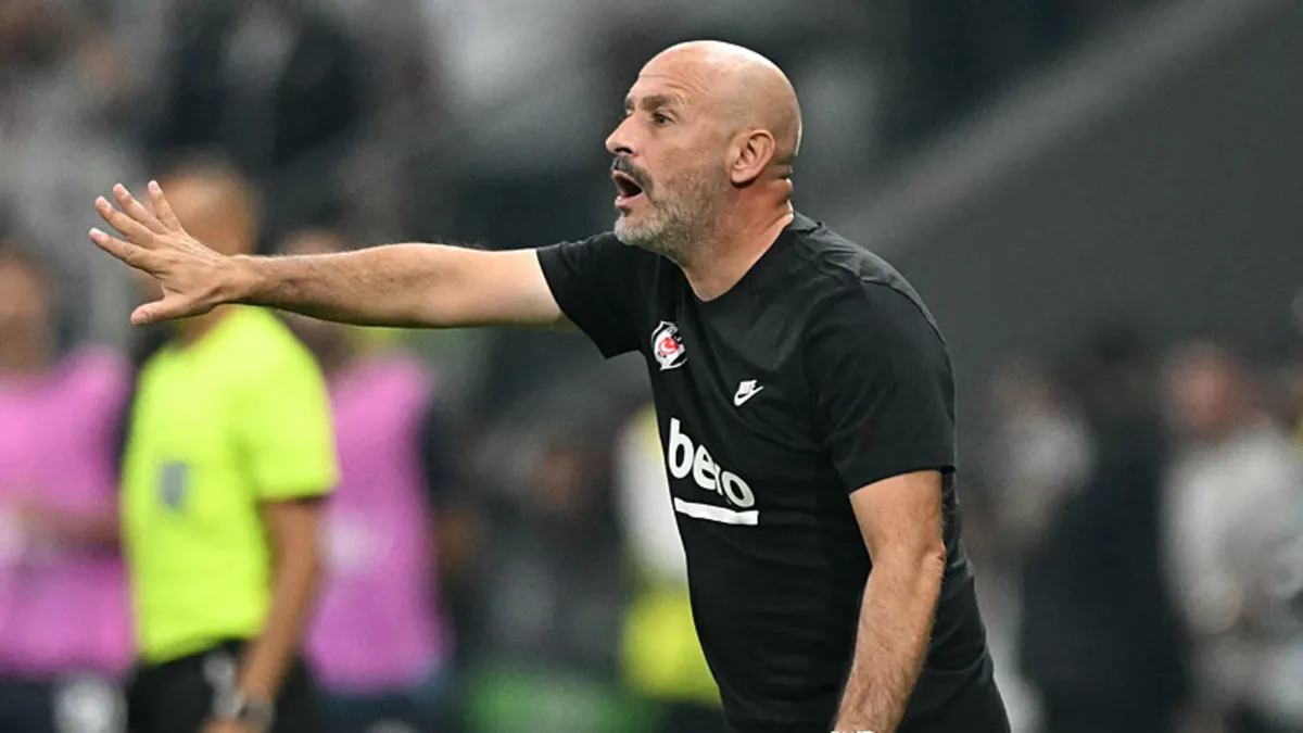 Beşiktaş'ta Italiano'dan yoğun mesai: Maçları tek tek inceliyor
