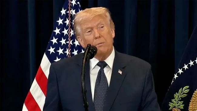 son-dakika-i-abd-baskani-trumptan-irana-yeni-muzakere-sarti-tazminat-talep-edecegiz-1786382253551.jpeg SON DAKİKA I ABD Başkanı Trump'tan İran'a yeni müzakere şartı: Tazminat talep edeceğiz
