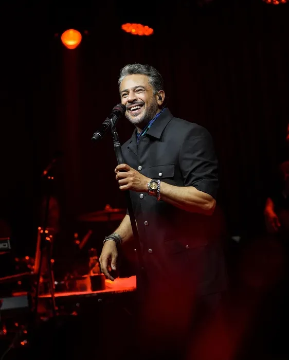 Çağla Şikel’in eski eşi Emre Altuğ’dan dikkat çeken açıklama! Paranın nasıl kazanıldığını öğrensinler