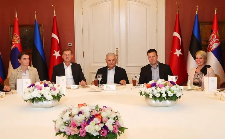 Başbakan Yıldırım, 3 lider ile çalışma yemeğinde bir araya geldi