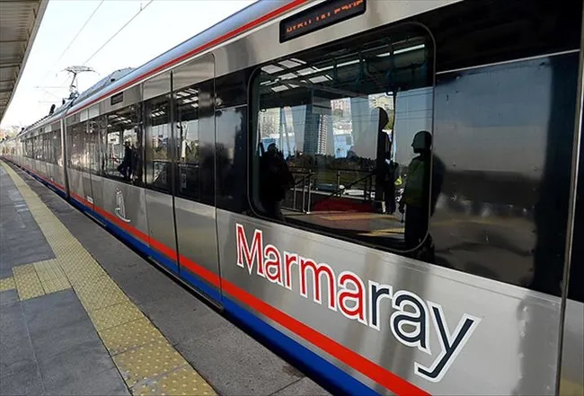 marmaray-kar-yagisinda-1-milyon-250-bin-istanbulluyu-tasidi-1643371600910.jpg