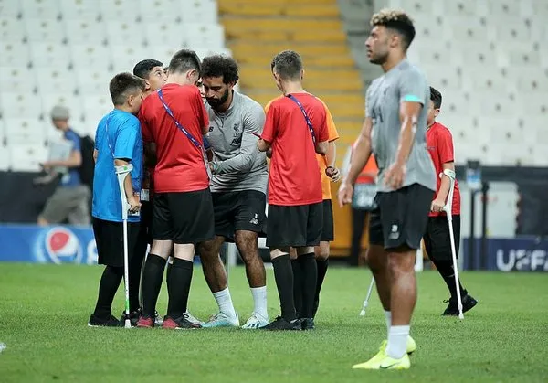 Ampute çocuklar, Liverpool antrenmanına katıldı