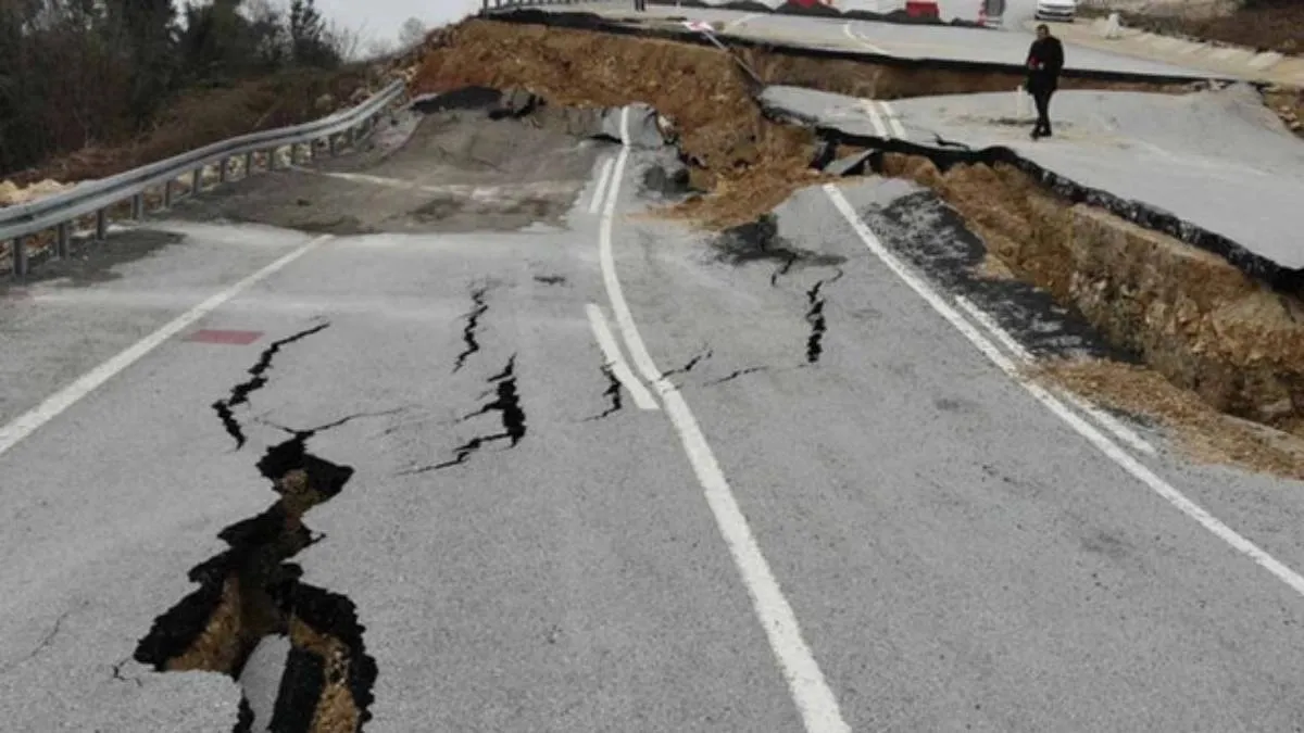 DEPREM BÖLGESİ YOL DURUMU 9 Şubat: KGM ile deprem bölgesi yolları nasıl,  açık mı, son durum ne? - Galeri - Yaşam