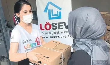 LÖSEV’in kırmızı et dağıtımı sürüyor