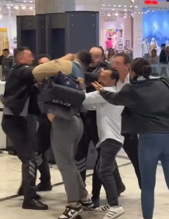 Bursa’da akılalmaz olay: Güvenlik görevlisi adamı ısırdı!