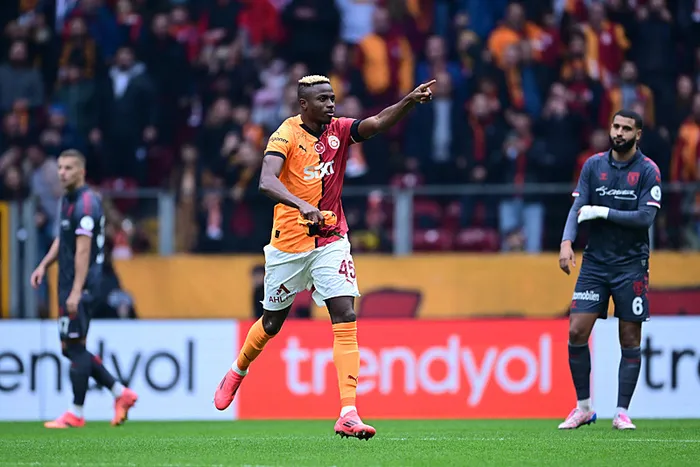 galatasaray-samsunspor-canli-izle-rams-parkta-gol-erken-geldi-1731245747400.jpeg