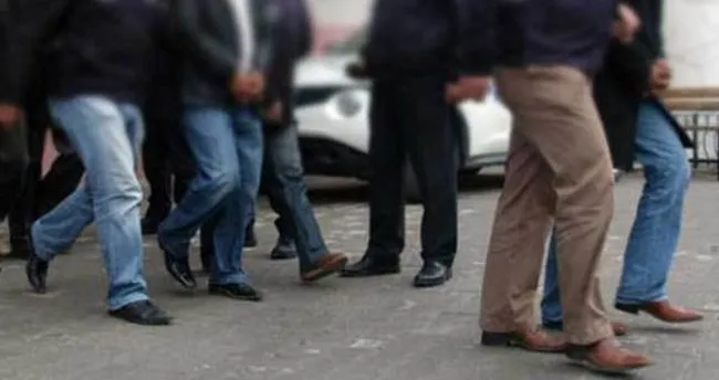 Is Adamlarini 10 Milyon Tl Dolandiran Supheliler Yakalandi Son Dakika Haberler