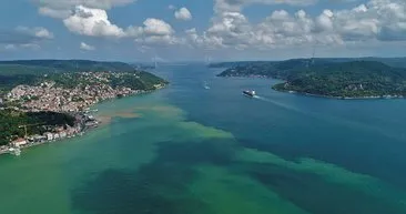 Çamura bulanan İstanbul Boğazı havadan görüntülendi