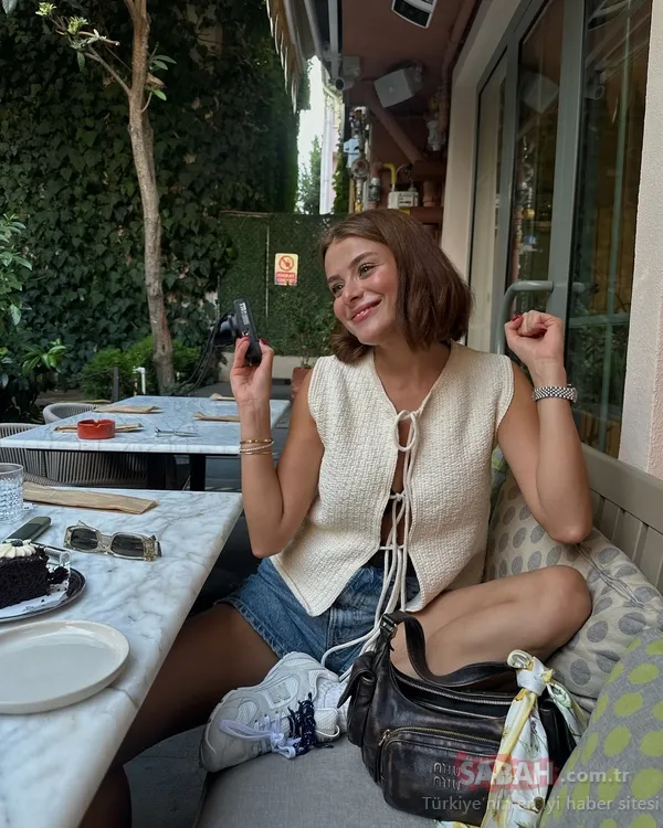 Semiz katta xotin va ogil ortasidagi jinsiy aloqa Katta tabiiy kokrakli ayollar porno