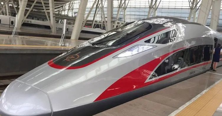 Çin yüksek hızlı trenin testlerine başladı