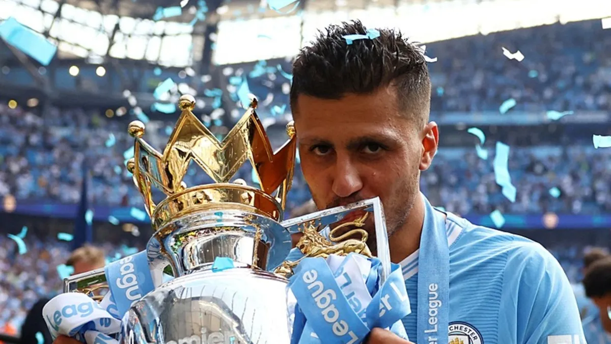 Dev transferde sona doğru! Rodri’yi Barcelona kapıyor…