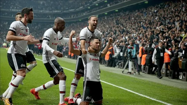 Son dakika: Son 30 yılın unutulmaz Beşiktaş-Galatasaray derbileri! ’Sergen attı, şampiyonluk geldi’ ve derbi yarıda kaldı!