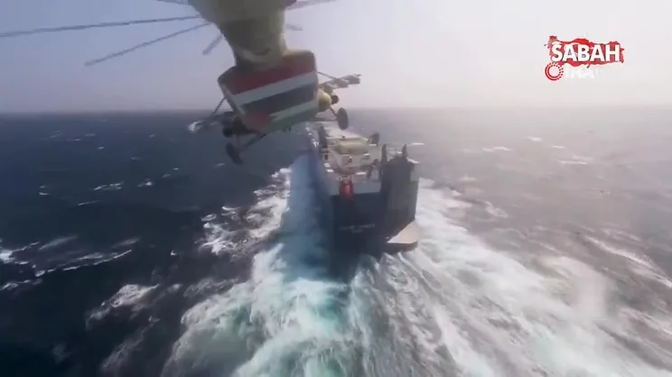 Husiler, Kızıldeniz’de kargo gemisine el koyduğu anlara dair görüntüleri yayınladı