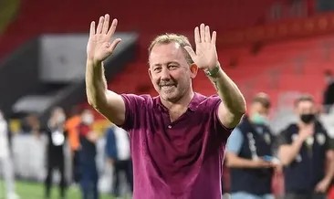 Kenan ve Salih imza atıyor