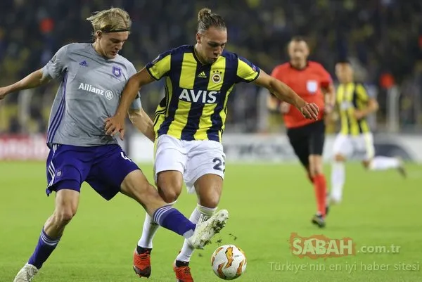 Fenerbahçe - Anderlecht maçından kareler