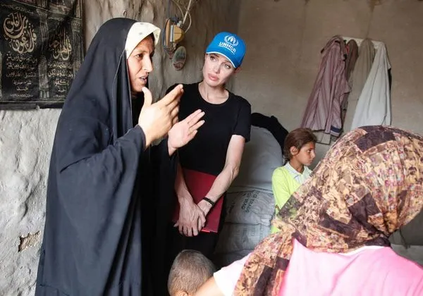 Angelina'nın Irak'a 3. ziyareti