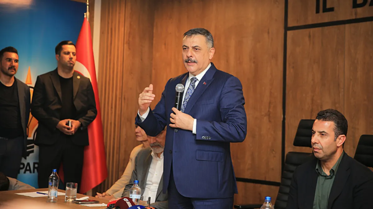 Bakan Çiftçi'den Alihan Kuriş açıklaması: 3 kademeli şifreli yazılım deşifre oldu! Kod adı: Glooper haber görseli