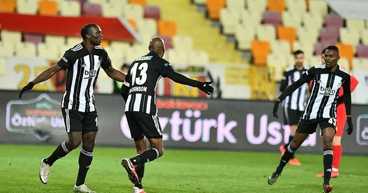Son dakika: Beşiktaş’ın golcüsü Aboubakar’dan Sergen Yalçın’a tepki! Tabelada numarasını görünce...