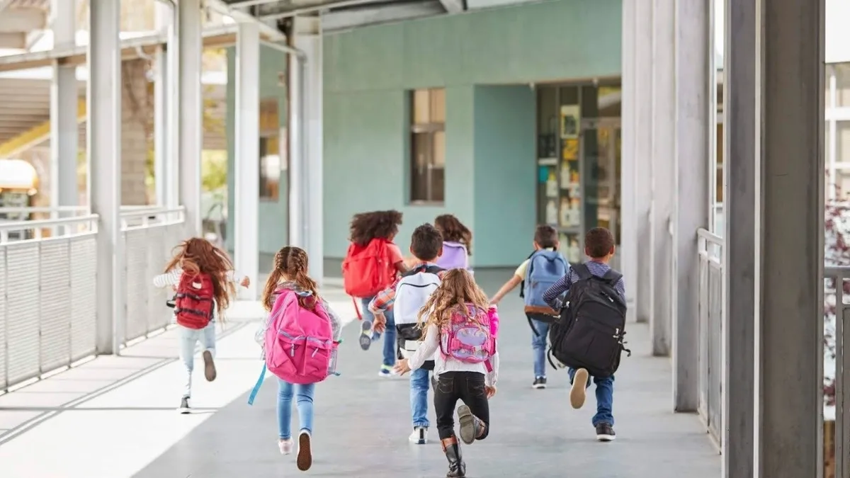 YARIYIL TATİLİ TAKVİMİ 2025-2026 | 15 tatil ne zaman? MEB takvimi ile sömestr tarihleri