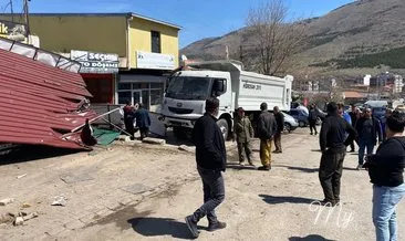 Kayseri’de taksi ile TIR çarpıştı; 2 ölü 1 yaralı