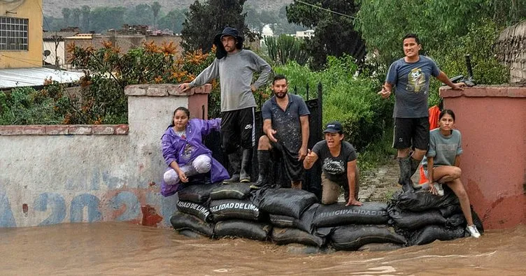 Peru’da Yaku Kasırgası’nın yol açtığı sellerde 2 bin 500 kişi evsiz kaldı
