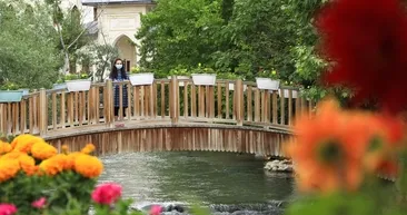 Somuncu Baba Külliyesi, ziyaretçilerini kontrollü ağırlıyor