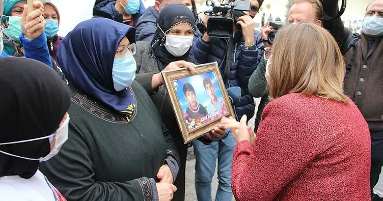 Gaziantep Büyükşehir Belediye Başkanı Şahin, evlat nöbetindeki aileleri ziyaret etti