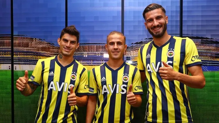 Galatasaray’dan Fenerbahçeli yıldıza son gün kancası! Transfer neden gerçekleşmedi?