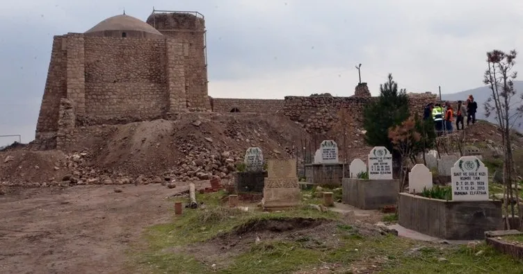 Hasankeyf’te mezarlar taşınıyor