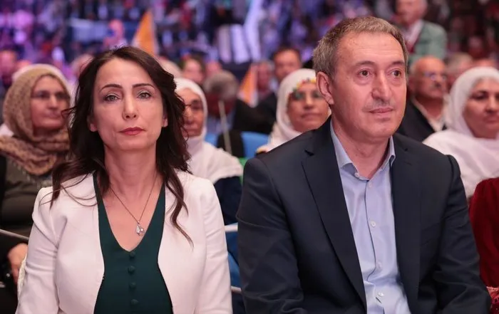 Bakan Tunç'tan DEM Parti açıklaması: Teröre desteğe devam ederse kapatılabilir