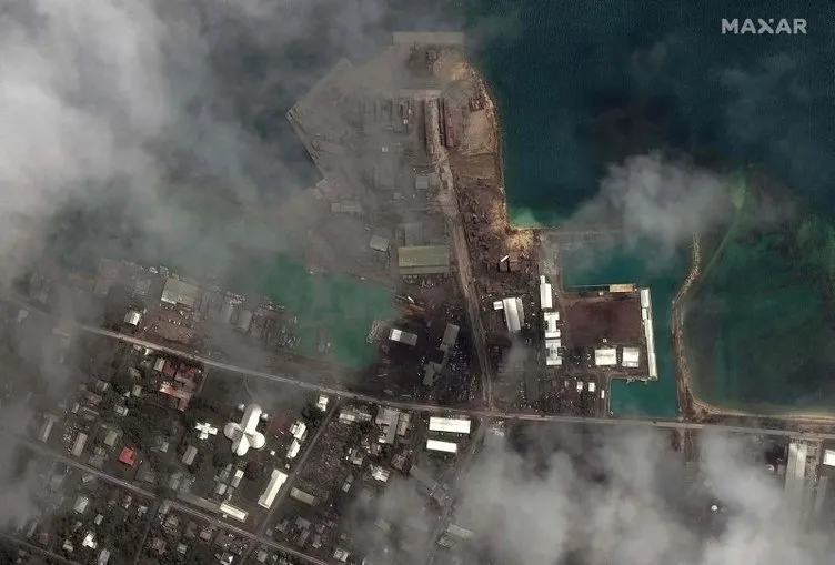 Tonga’daki yanardağ faciasından yeni görüntü: Adanın büyük kısmı haritadan silindi!