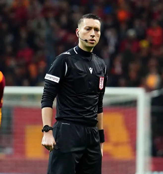 Son dakika: Galatasaray-Başakşehir maçı sonrası Fatih Terim’den Zorbay Küçük için şok sözler! TFF ve MHK’ye seslendi