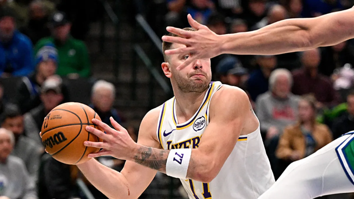 NBA’de Los Angeles Lakers, Dallas Mavericks deplasmanında kazandı NBA’de Los Angeles Lakers, Dallas Mavericks deplasmanında kazandı