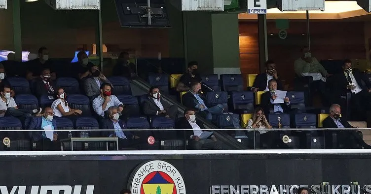 Son dakika: Fenerbahçe’nin yeni transferi Diego Perotti Karagümrük maçını stattan izledi