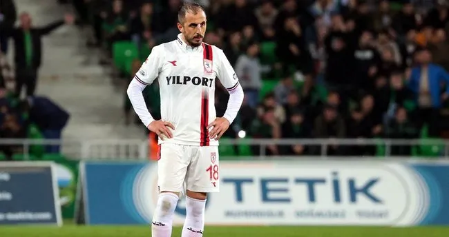 Samsunspor’da Zeki Yavru 1, Laura 3 ay sahalardan uzak kalacak Samsunspor’da Zeki Yavru 1, Laura 3 ay sahalardan uzak kalacak