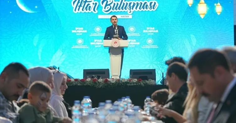 Bakan kurum iftarını Hataylılarla yaptı