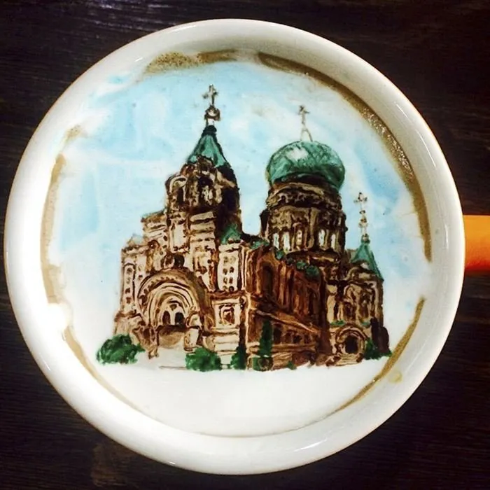 Kahve fincanında sanat