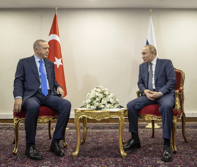 son-dakika-baskan-erdogandan-pes-pese-kritik-temaslar-putin-ve-zelenskiy-ile-gorustu-1672930797459.jpg Son dakika: Başkan Erdoğan'dan peş peşe kritik temaslar! Putin ve Zelenskiy ile görüştü