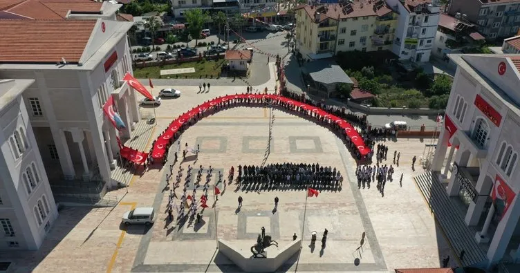 Seydikemer’de 19 Mayıs törenle kutlandı