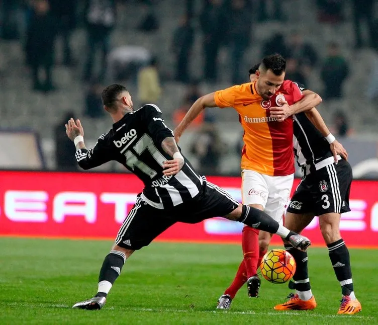 Son dakika: Son 30 yılın unutulmaz Beşiktaş-Galatasaray derbileri! ’Sergen attı, şampiyonluk geldi’ ve derbi yarıda kaldı!