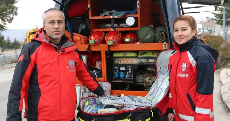 UMKE personeli, göçük altında ameliyat dahi yapabiliyor