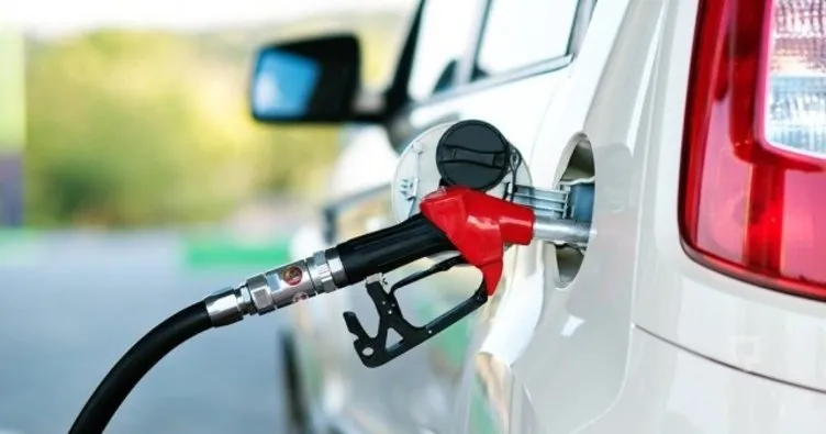 İngiltere’de benzinli araçların satışı yasaklanıyor