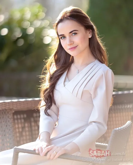 Meğer oyunculuktan önce… Kan Çiçekleri’nin yıldızı Yağmur Yüksel’in gerçek mesleği çok şaşırtıcı!