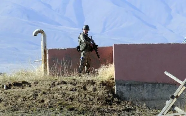 Hakkari'de 5 asker şehit oldu