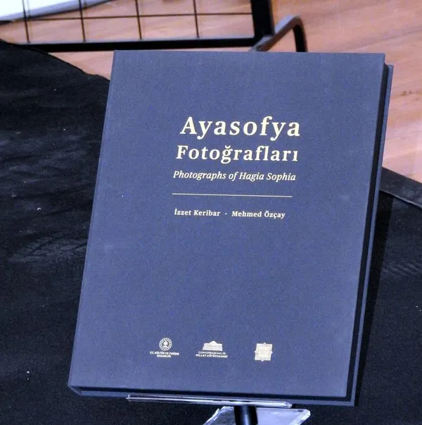 rami-kutuphanesinde-ayasofya-yolculugu-yasandi-ayasofya-fotograflari-kitabinin-tanitimi-yapildi-1750326449251.jpg