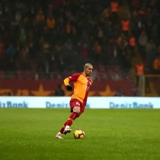 Galatasaray'a 17 bin dolara yeşil zemin