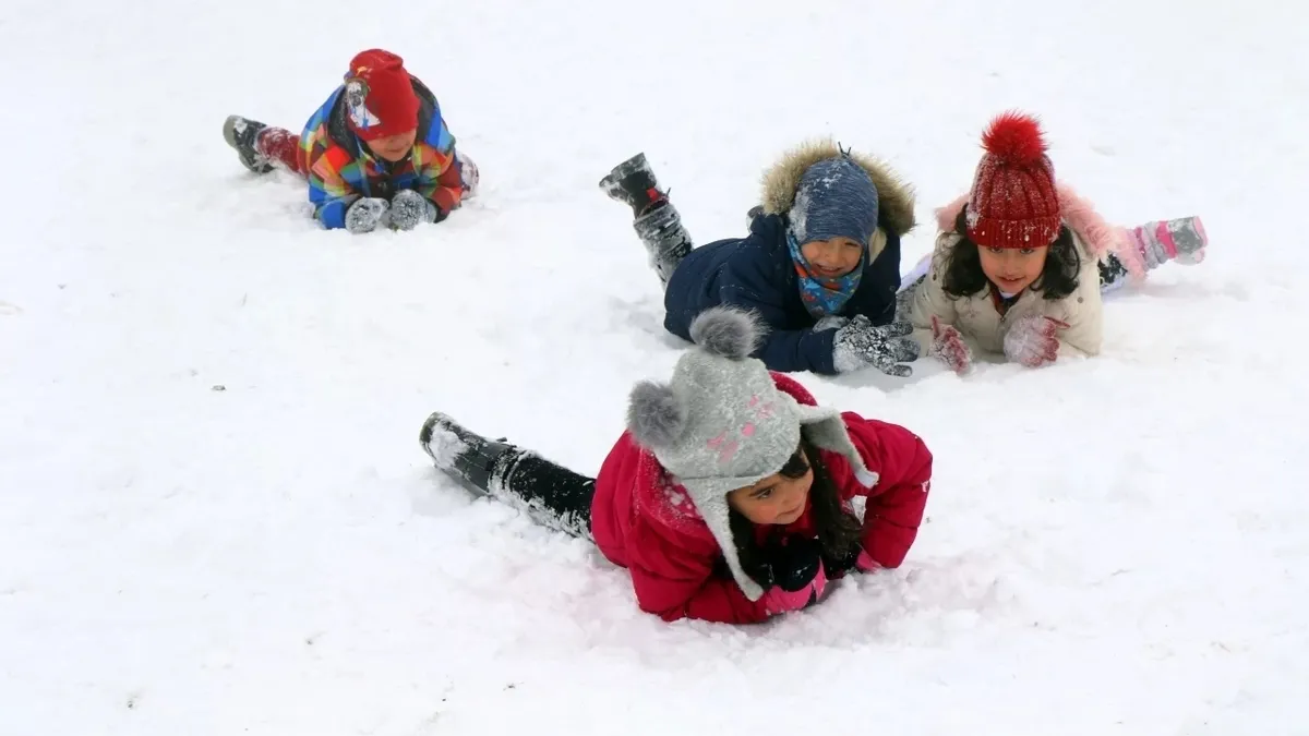 Yarın Konya’da okullar tatil mi? Gözler Valilik kararında! 12 Ocak Pazartesi Konya’da okul var mı?