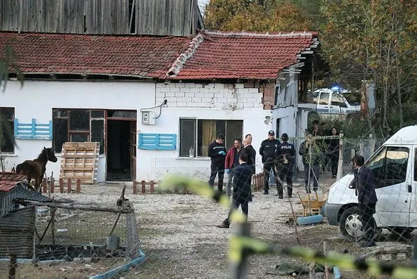 Acil tıp teknisyeni öldürdüğü kişiyi köpek çiftliğine gömerken yakalandı