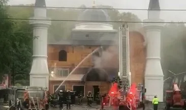 ABD’de bir camide yangın çıktı